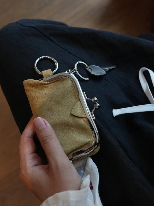 Vegetable-Tanned Leather Kiss-Lock Key Wallet | Vintage Olive