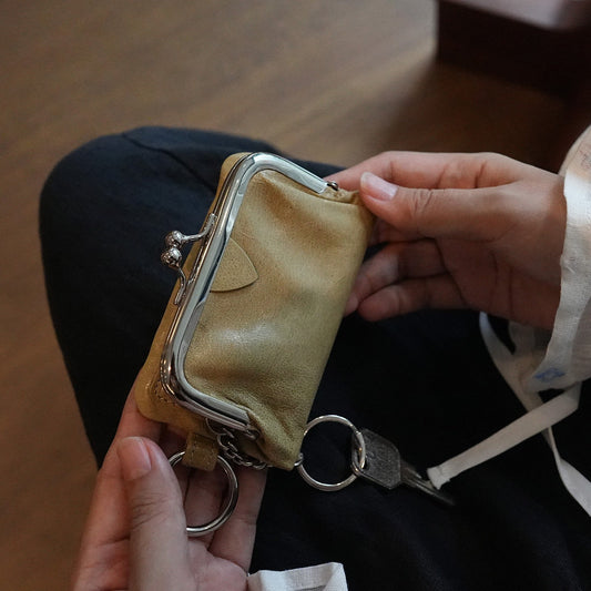 Vegetable-Tanned Leather Kiss-Lock Key Wallet | Vintage Olive