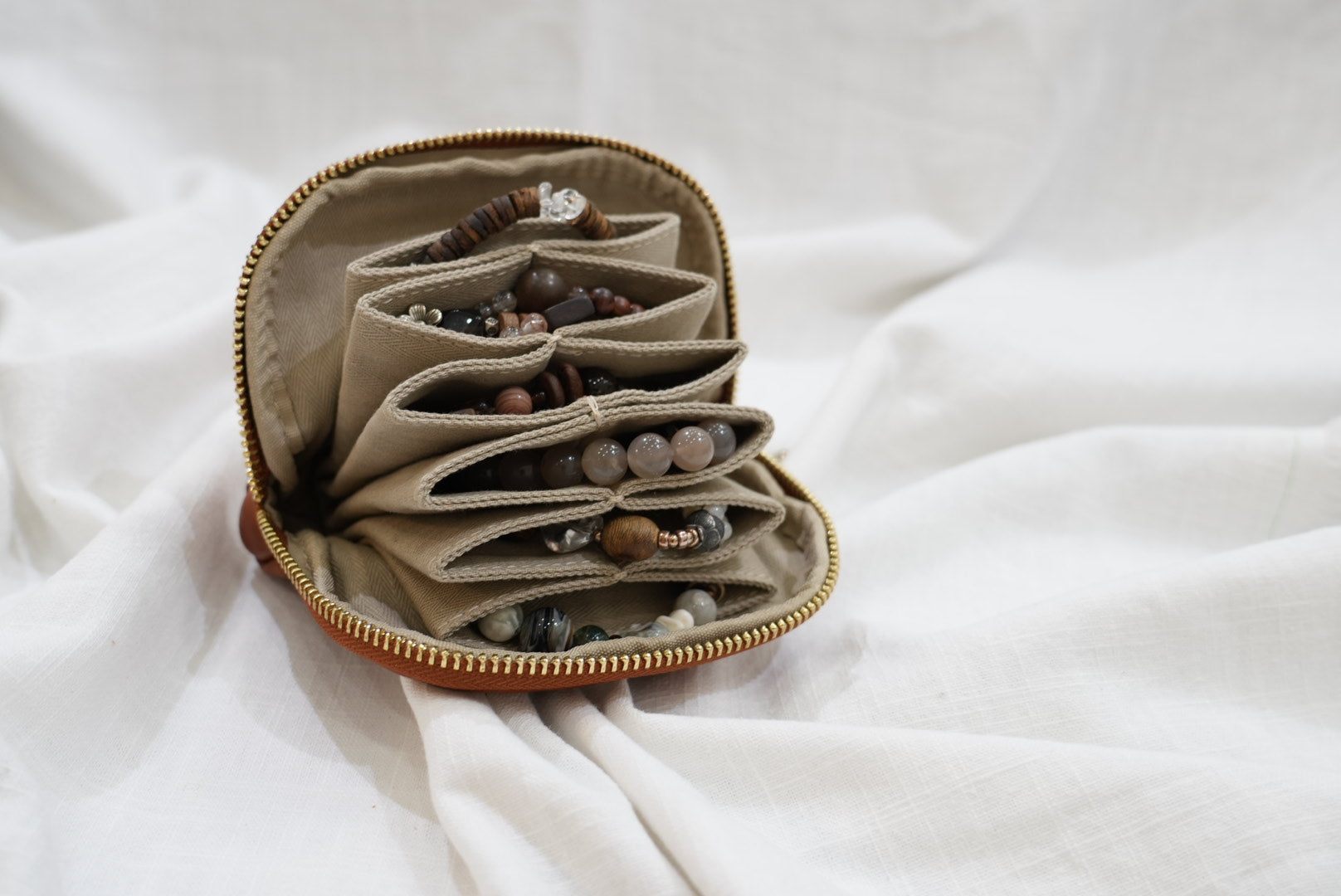 Leather Bracelet Organizer Pouch | Accordion Jewelry Organizer | Bracelets Necklaces Travel Pouch