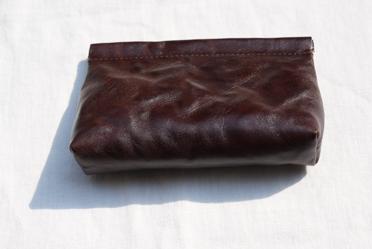 Vegetable-Tanned Leather Snap Frame Pouch